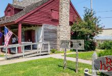 The Red House Interpretive Center景点图片