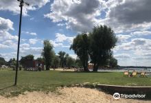 Lazienki Beach景点图片