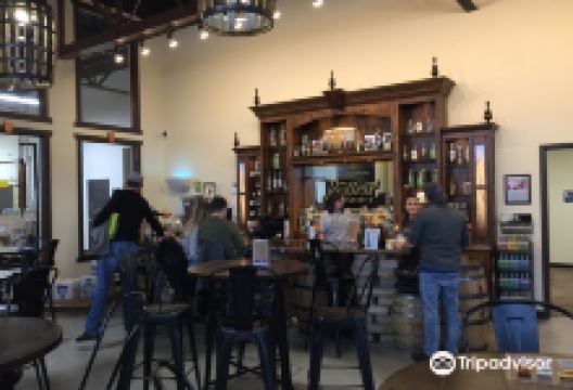 Restless Spirits Distilling Company景点图片