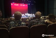 Mattie Kelly Arts Center Theater景点图片