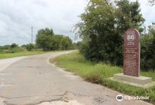Route 66 Ribbon Road/Sidewalk Highway Landmark景点图片