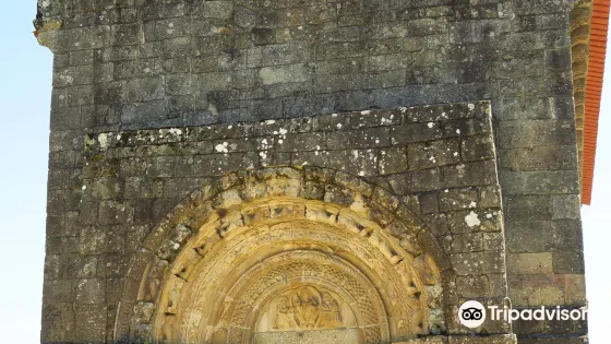 Mosteiro De Bravaes