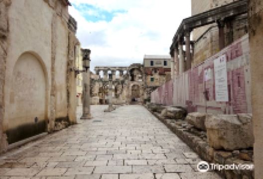 Kresimirova Street / Decumanus景点图片