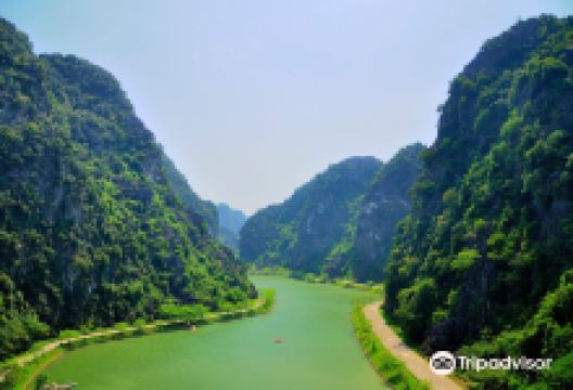 Tuyet Tinh Coc景点图片