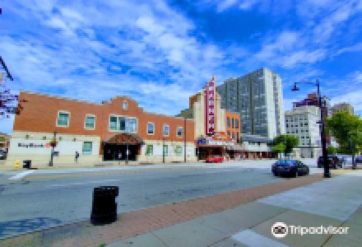 Warner Theatre景点图片