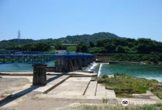 岩出头首工景点图片