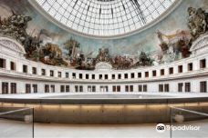 巴黎商品交易所-皮诺私人美术馆-巴黎