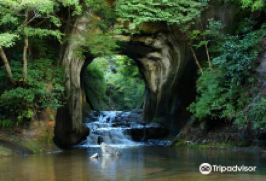 Nomizo Falls景点图片