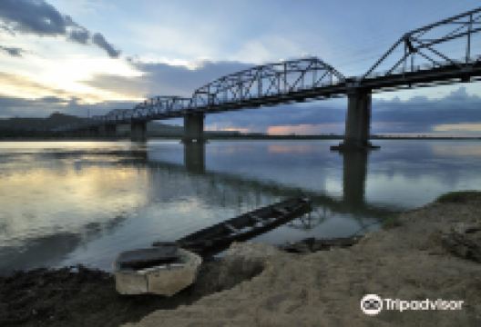 Buntun Bridge景点图片