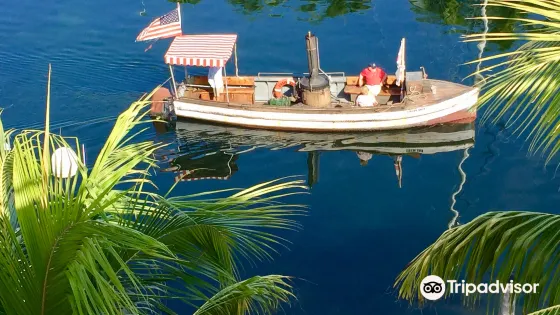 African Queen Canal Cruise