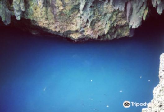 Cabagnow Cave Pool景点图片
