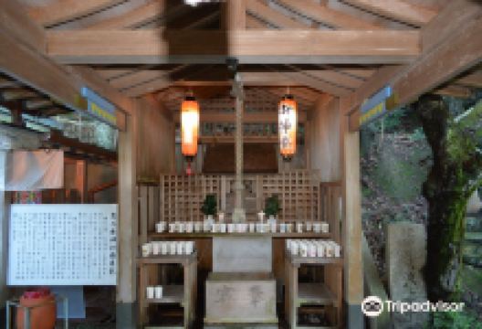 恋之水神社景点图片