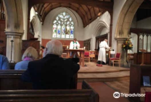 Church of St Mary the Virgin Horsell景点图片