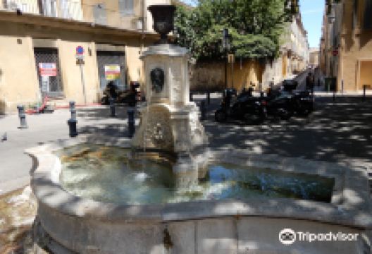 Fontaine Villeverte景点图片