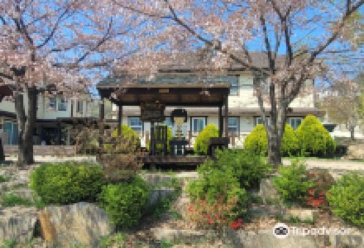 和平少女像景点图片