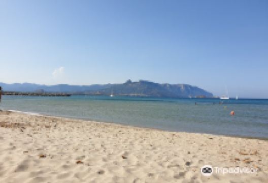 Spiaggia Riva di Ponente景点图片