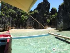 Minalahos Island-卡拉莫安