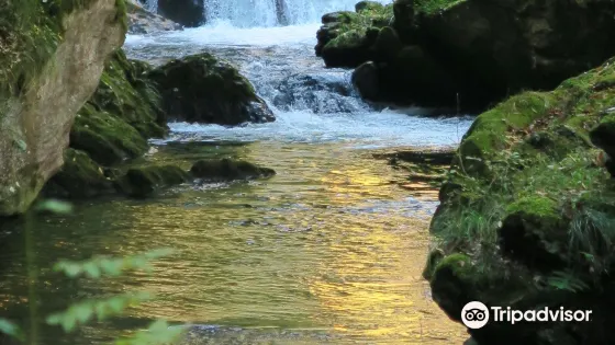 荒俁峽