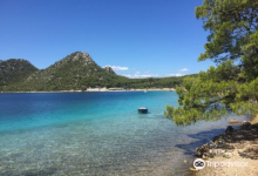 Limni Vouliagmeni景点图片
