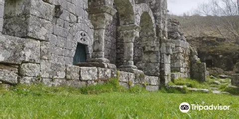 Mosteiro de Santa Maria das Junias