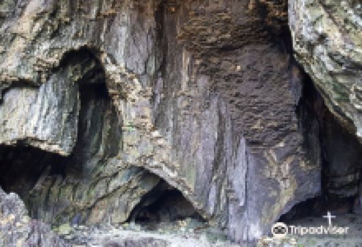 五孔洞景点图片