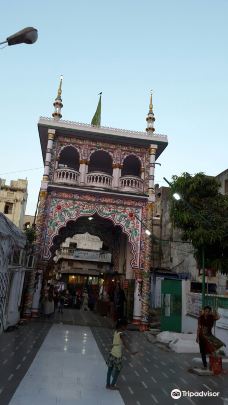 Dargah Hazrat Khwaja Dana-苏拉特