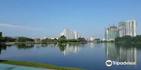 Kepong Metropolitan Lake-Garden
