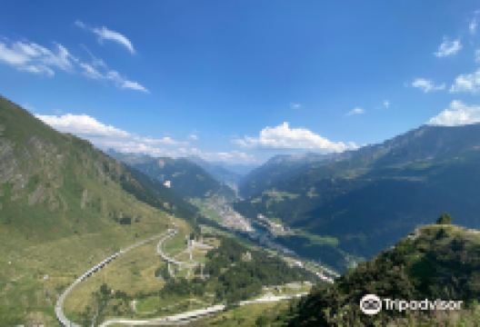 圣哥达山口景点图片