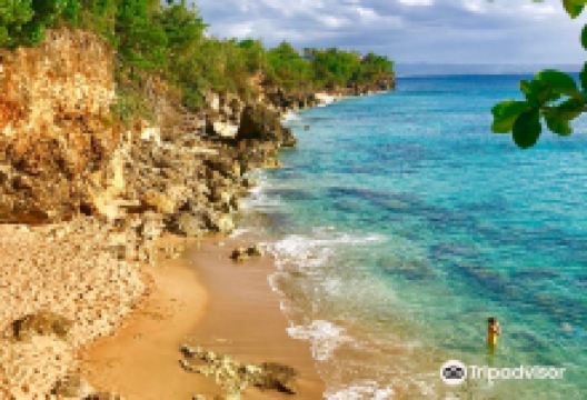 Peña Blanca Beach景点图片