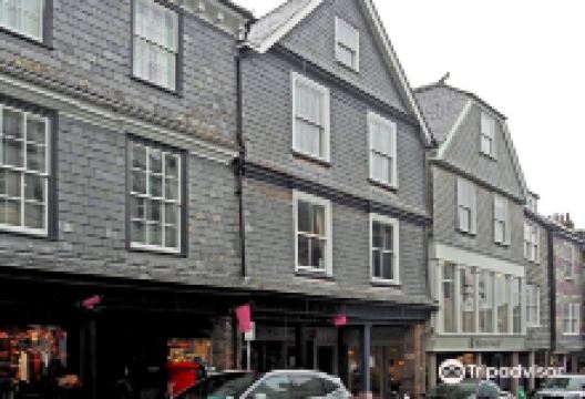 The Butterwalk购物图片