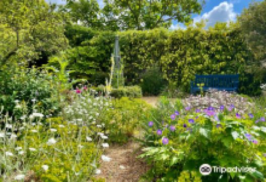 Denmans Garden景点图片