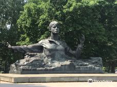 Sergey Yesenin Monument-梁赞