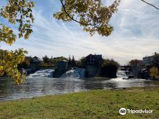 Vergennes Falls Park-弗金斯