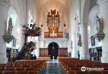 Saint Peter's Church景点图片
