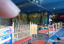 Family Fun Center & Bullwinkles Restaraunt景点图片
