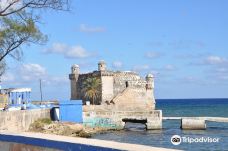 Torreon de la Chorrera-Tom Groggin