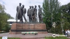 Monument to Dagistan Fighters for the Soviet Regime-马哈奇卡拉