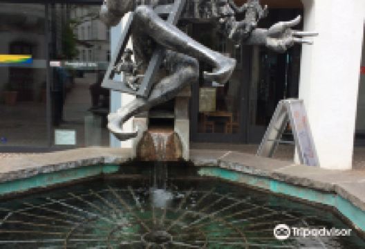 Kappedaeschle Brunnen景点图片