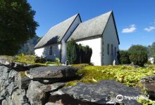 Vangen Kyrkje (Vangen Church)景点图片