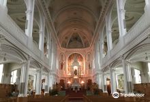 Église catholique Saint-Pierre Catholic Church景点图片