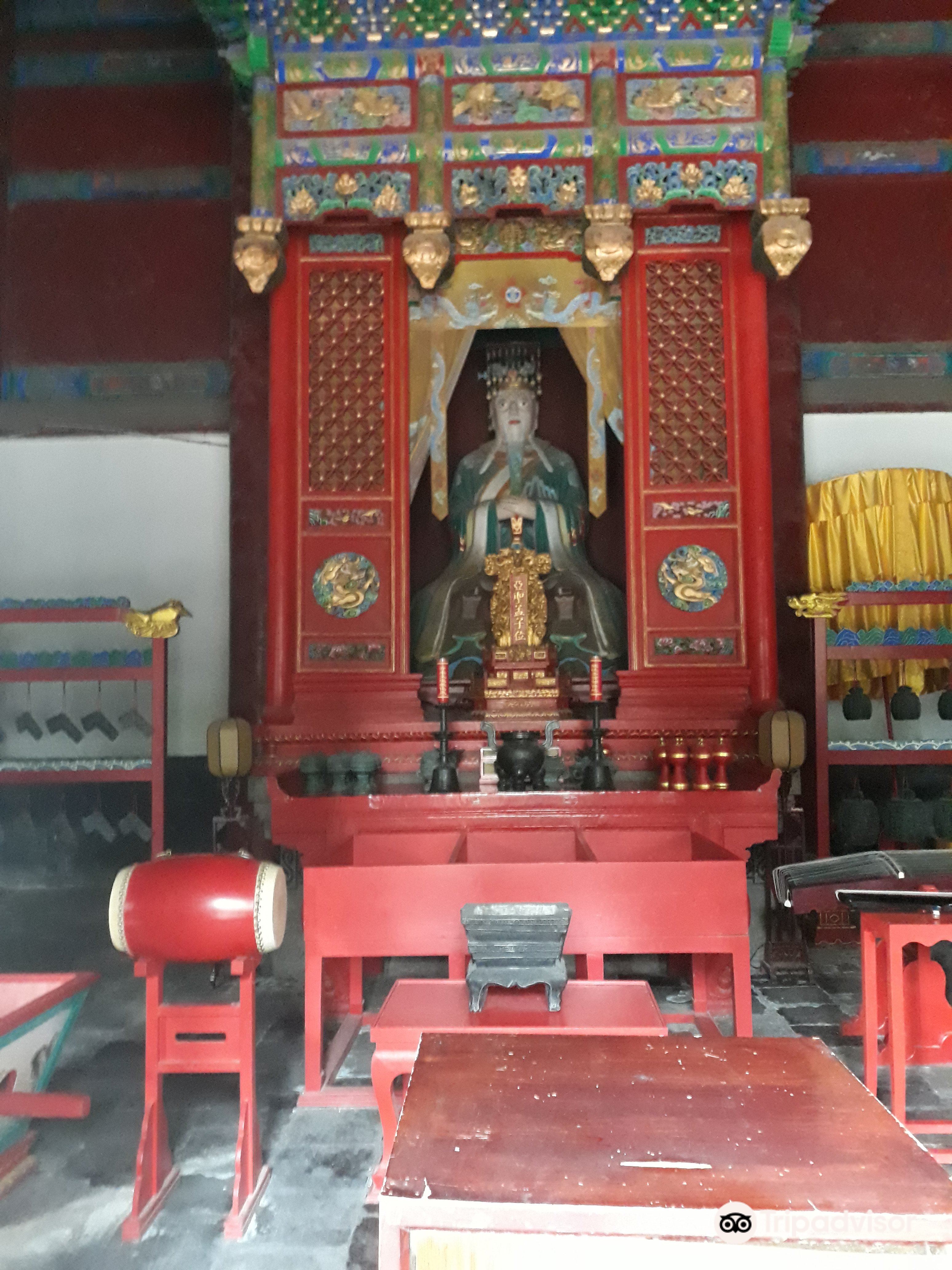 2-Day Qufu Tour: Confucian culture at the Three Confucian Sites, historical charm of Confucius Museum