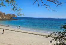 Penca Beach景点图片