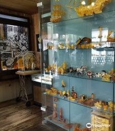 Amber Gallery-Museum-尼达