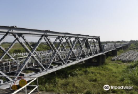 虎尾铁桥景点图片