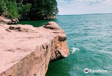 Houghton Falls Nature Preserve (Parking Area)景点图片