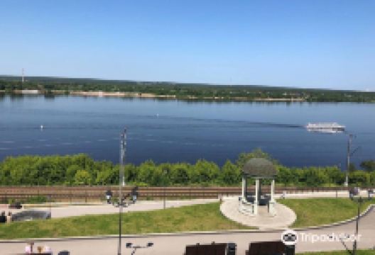 Rotrunda at the Embankment景点图片