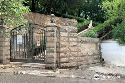 Zuo Zongtang Tomb
