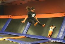 Sky Zone Trampoline Park景点图片