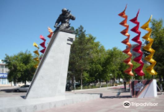 Monument Nurken Abdirov景点图片