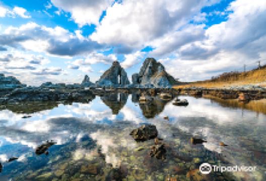 夫婦岩景点图片